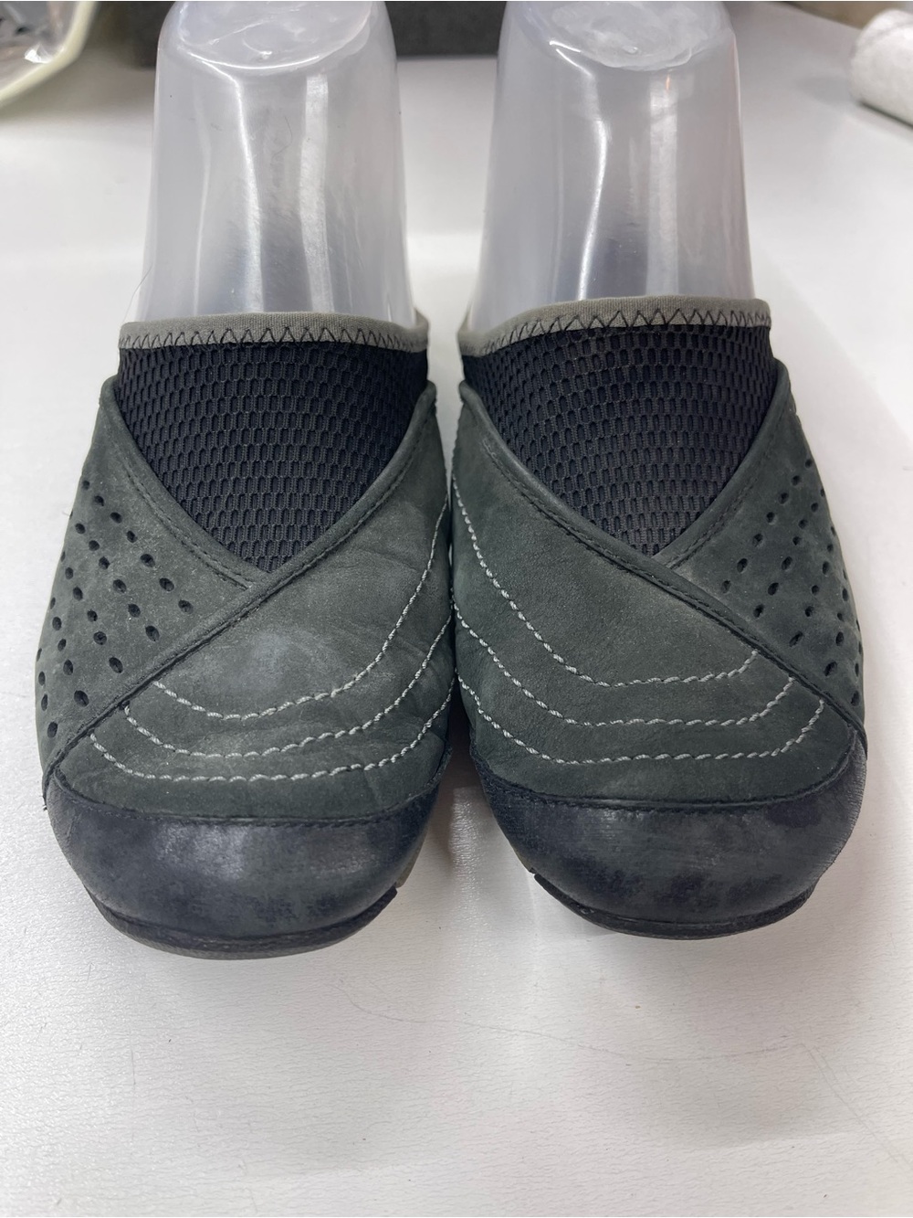 Merrell Rumba‎ moss green and Black suede and mesh slip-on mules